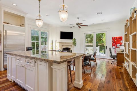 Tiny photo for 1819 Banks Street, Houston, TX 77098 (MLS # 78200487)