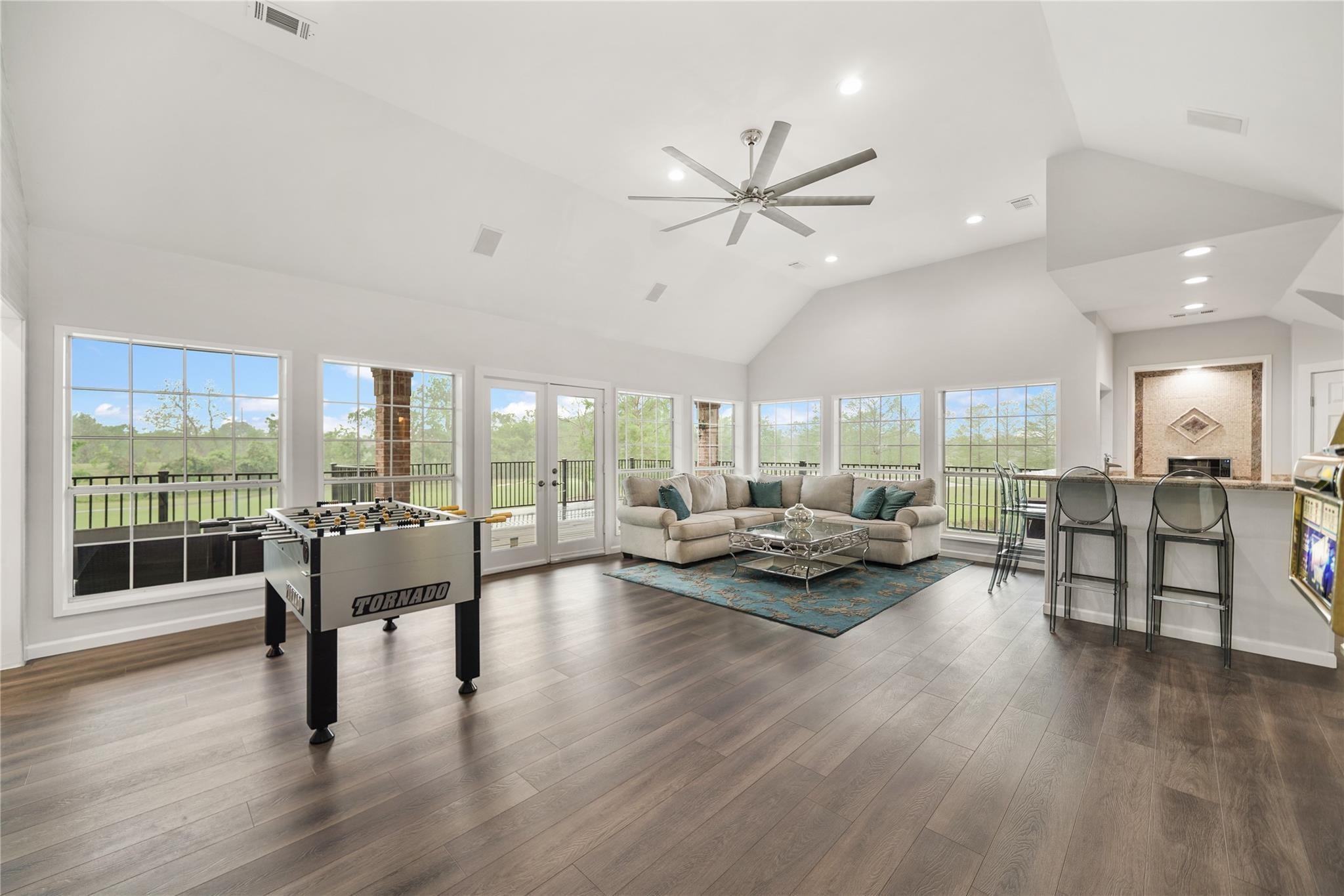 Sugar Land, Texas, 77479, United States, 6 Bedrooms Bedrooms, ,8 BathroomsBathrooms,Residential,Active,2034699