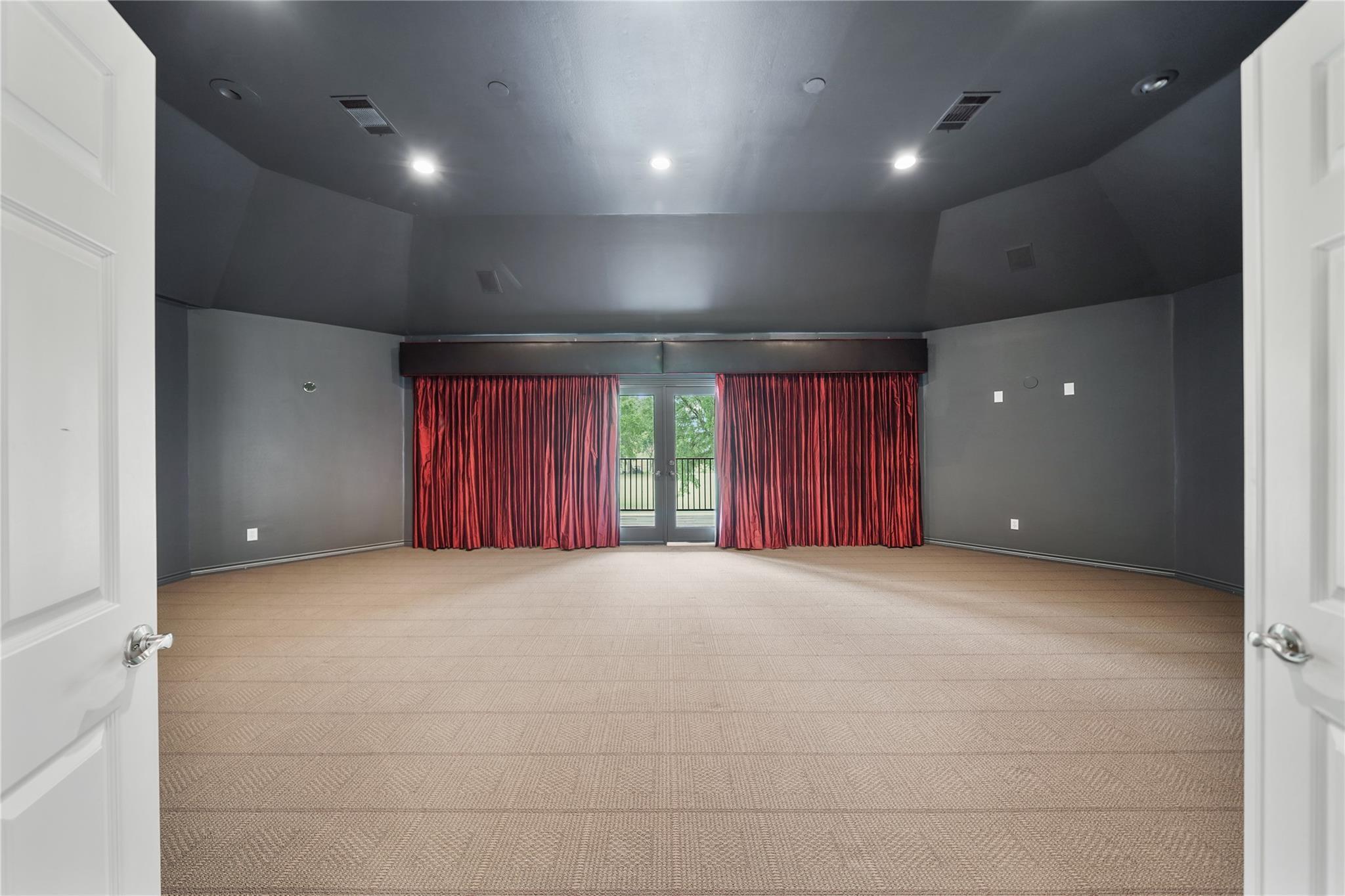 Sugar Land, Texas, 77479, United States, 6 Bedrooms Bedrooms, ,8 BathroomsBathrooms,Residential,Active,2034699