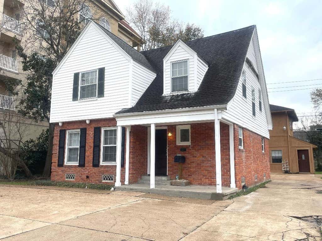 Photo of 2211 Dorrington Street, Houston, TX 77030 (MLS # 18173605)