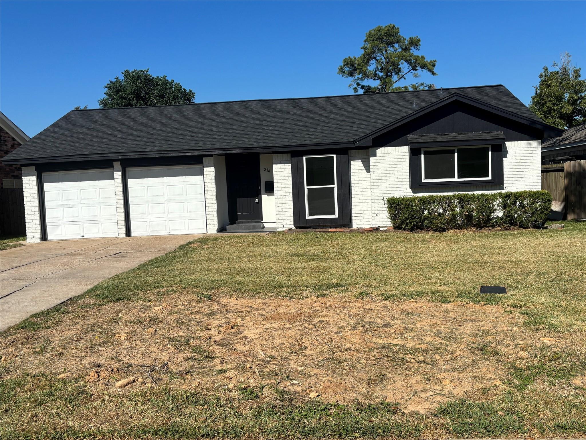 834 Grand Oaks Drive