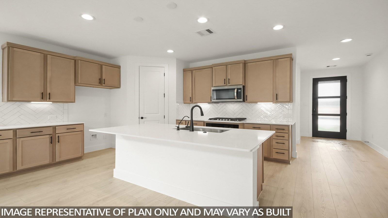 41037 Riverside Meadows