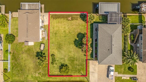 Photo of 16530 Nassau Way, Jamaica Beach, TX 77554 (MLS # 37749094)