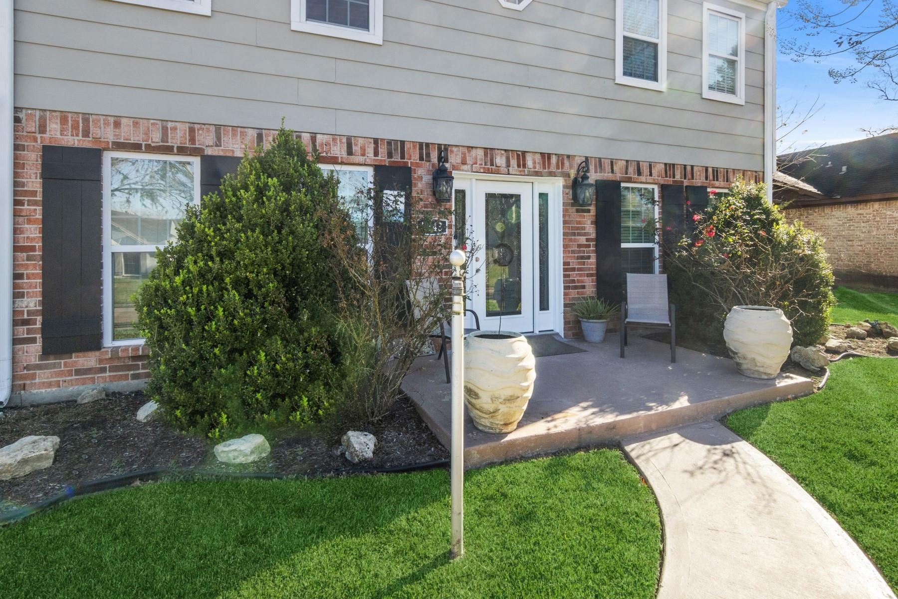 5443 Appleblossom Lane