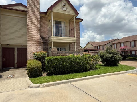 Photo of 2120 El Paseo Street #3301, Houston, TX 77054 (MLS # 56674058)