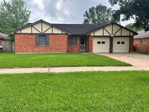 Photo of 9910 Stonemont Road, La Porte, TX 77571 (MLS # 54924746)