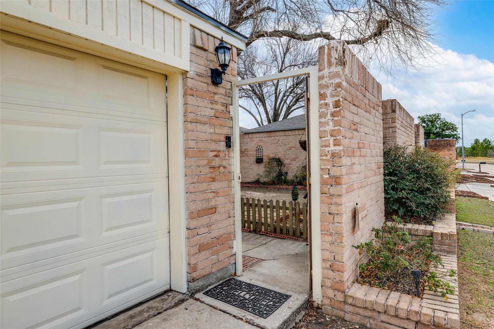 8322 Windy Oaks Drive