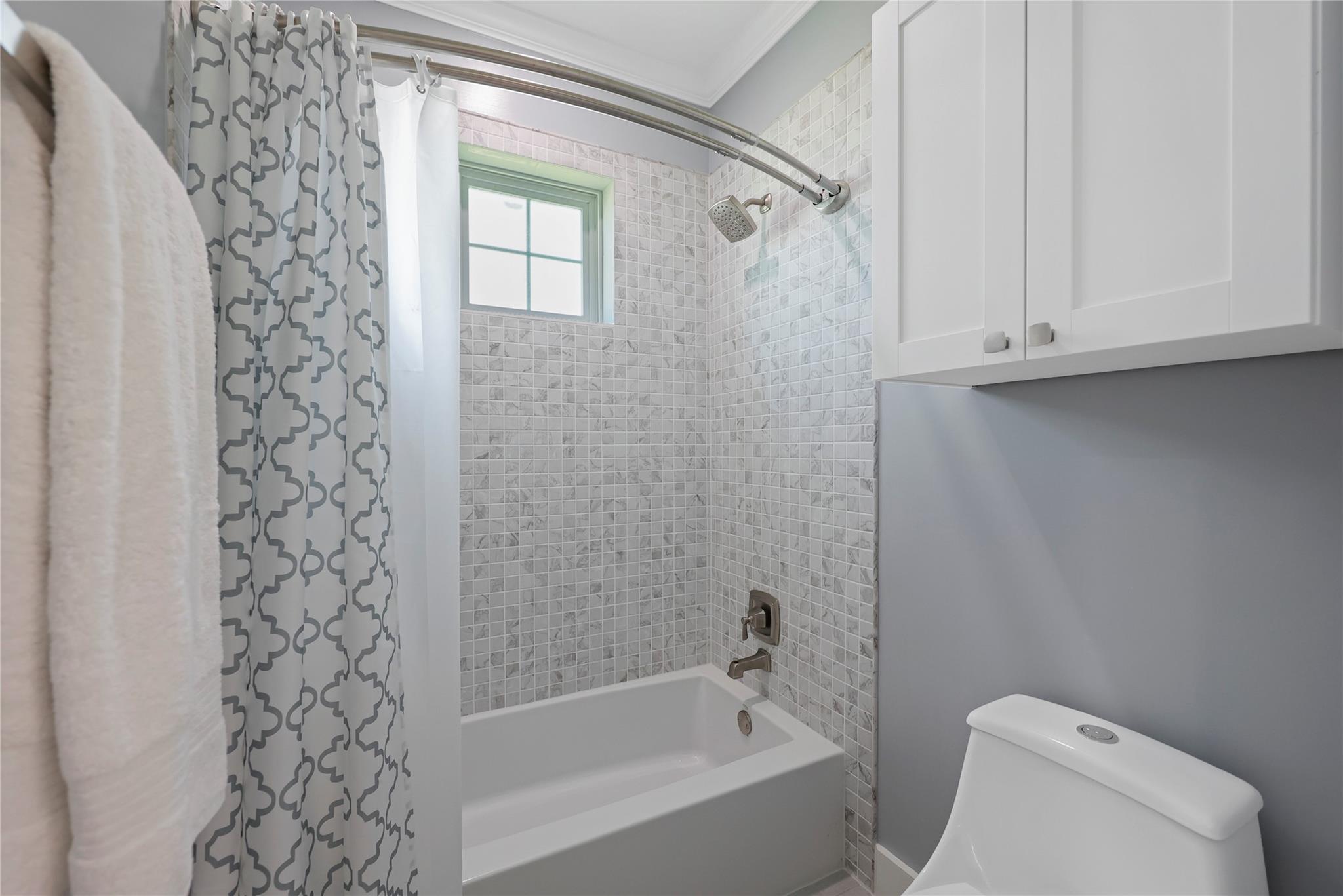 Galveston, Texas, 77554, United States, 4 Bedrooms Bedrooms, ,5 BathroomsBathrooms,Residential,Active,2019831