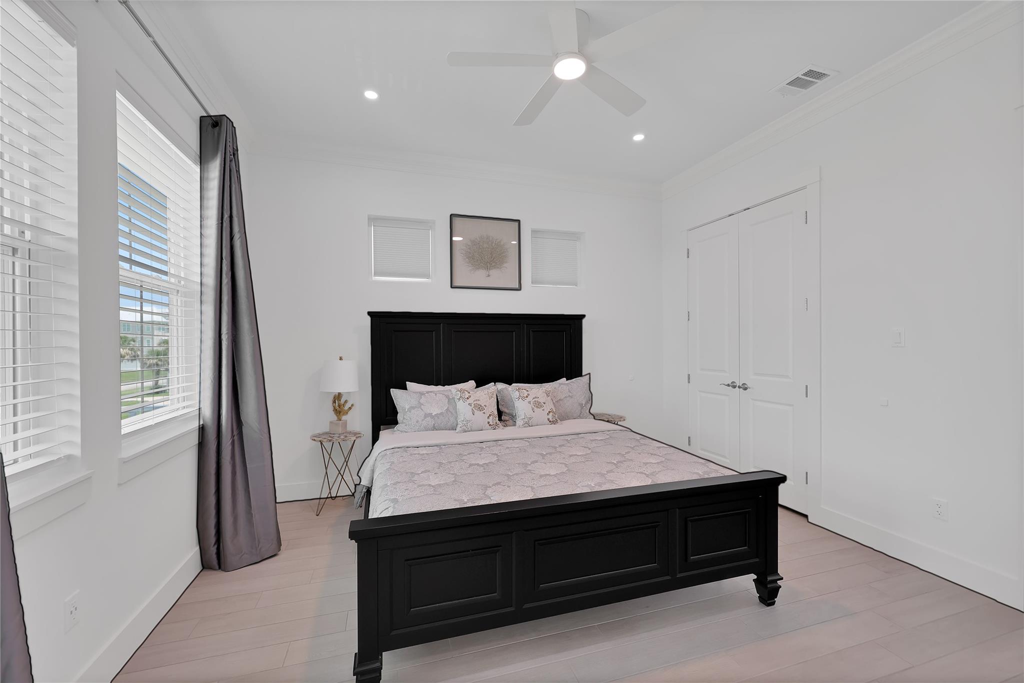 Galveston, Texas, 77554, United States, 4 Bedrooms Bedrooms, ,5 BathroomsBathrooms,Residential,Active,2019831