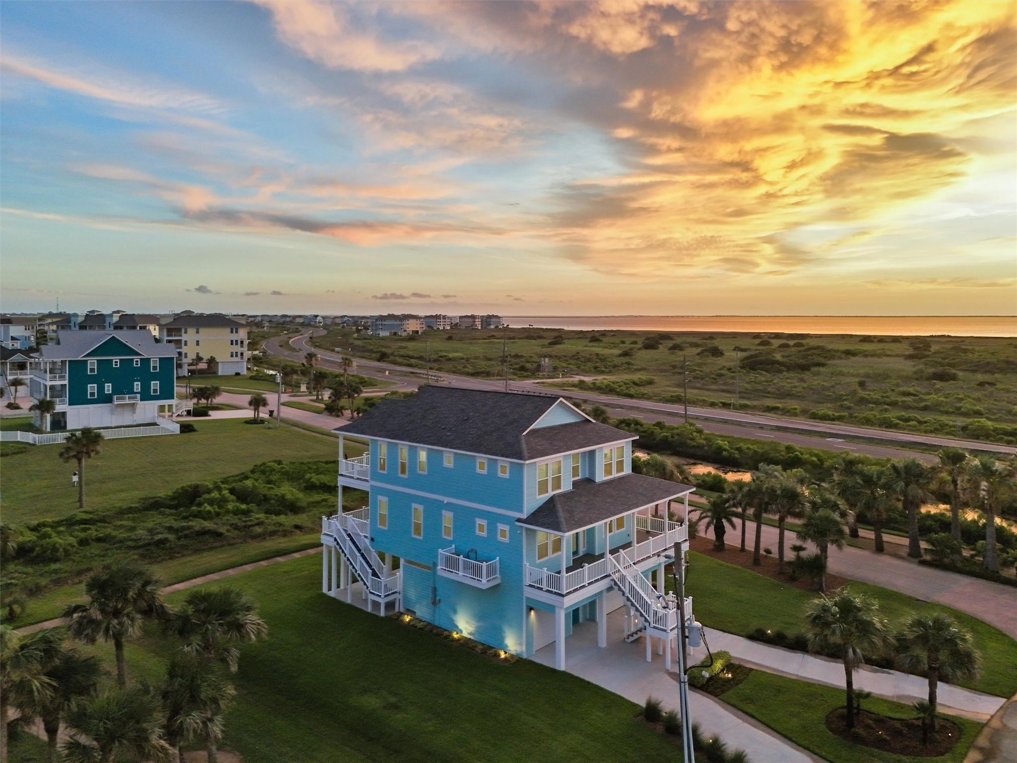 Galveston, Texas, 77554, United States, 4 Bedrooms Bedrooms, ,5 BathroomsBathrooms,Residential,Active,2019831