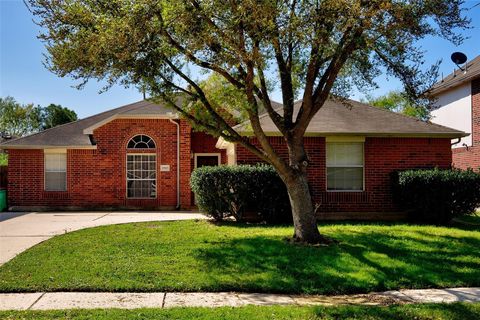 Photo of 19915 Mason Creek Drive, Katy, TX 77449 (MLS # 97289646)