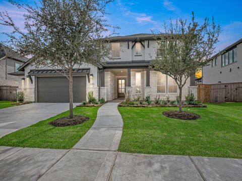 Photo of 29719 Longleaf Grove Lane, Fulshear, TX 77441 (MLS # 40024702)