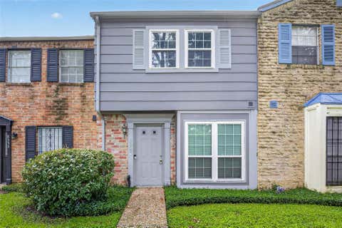 Photo of 8355 Nairn St ST, Houston, TX (MLS # 92300364)