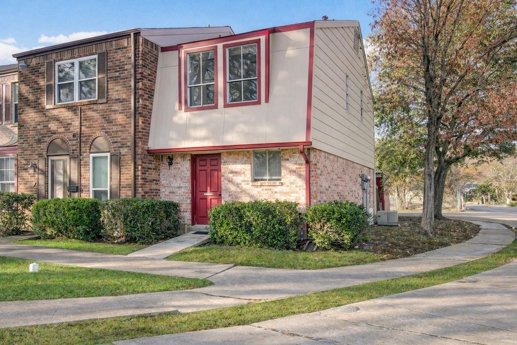 Photo of 7902 Grove Ridge Drive, Houston, TX 77061 (MLS # 72986258)