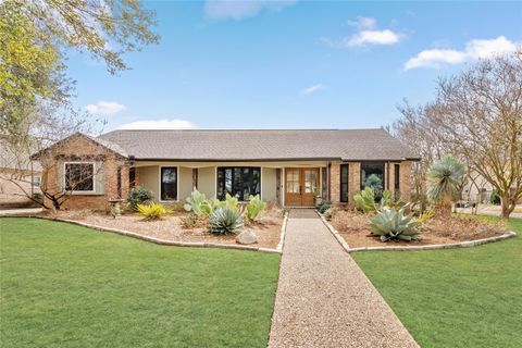 10831 Holly Springs Drive Houston TX 77042