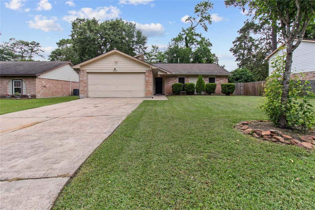 Photo of 3319 Laurel Fork Drive, Kingwood, TX 77339 (MLS # 32407316)