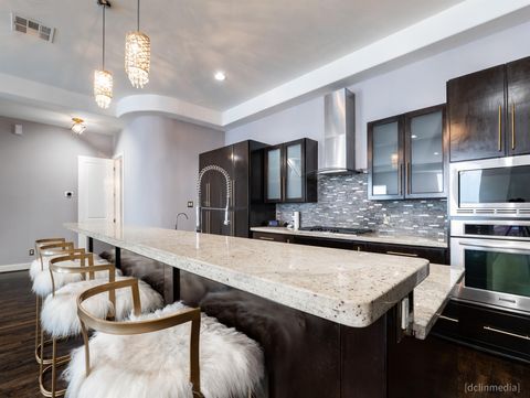 4608 Nett Street E Houston TX 77007