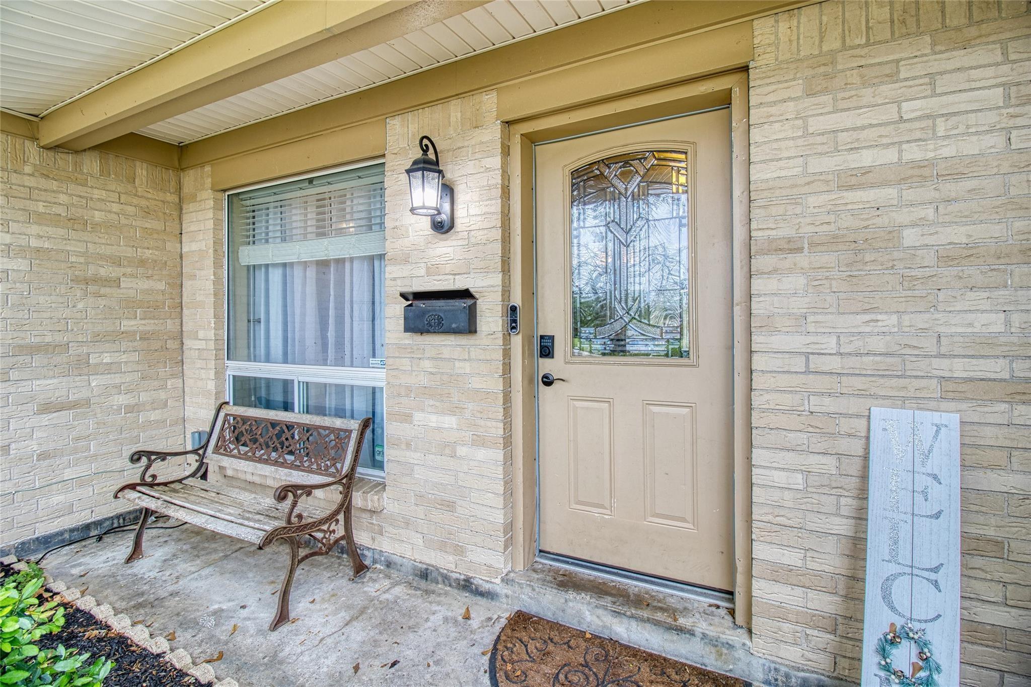 1405 Delabrook Court