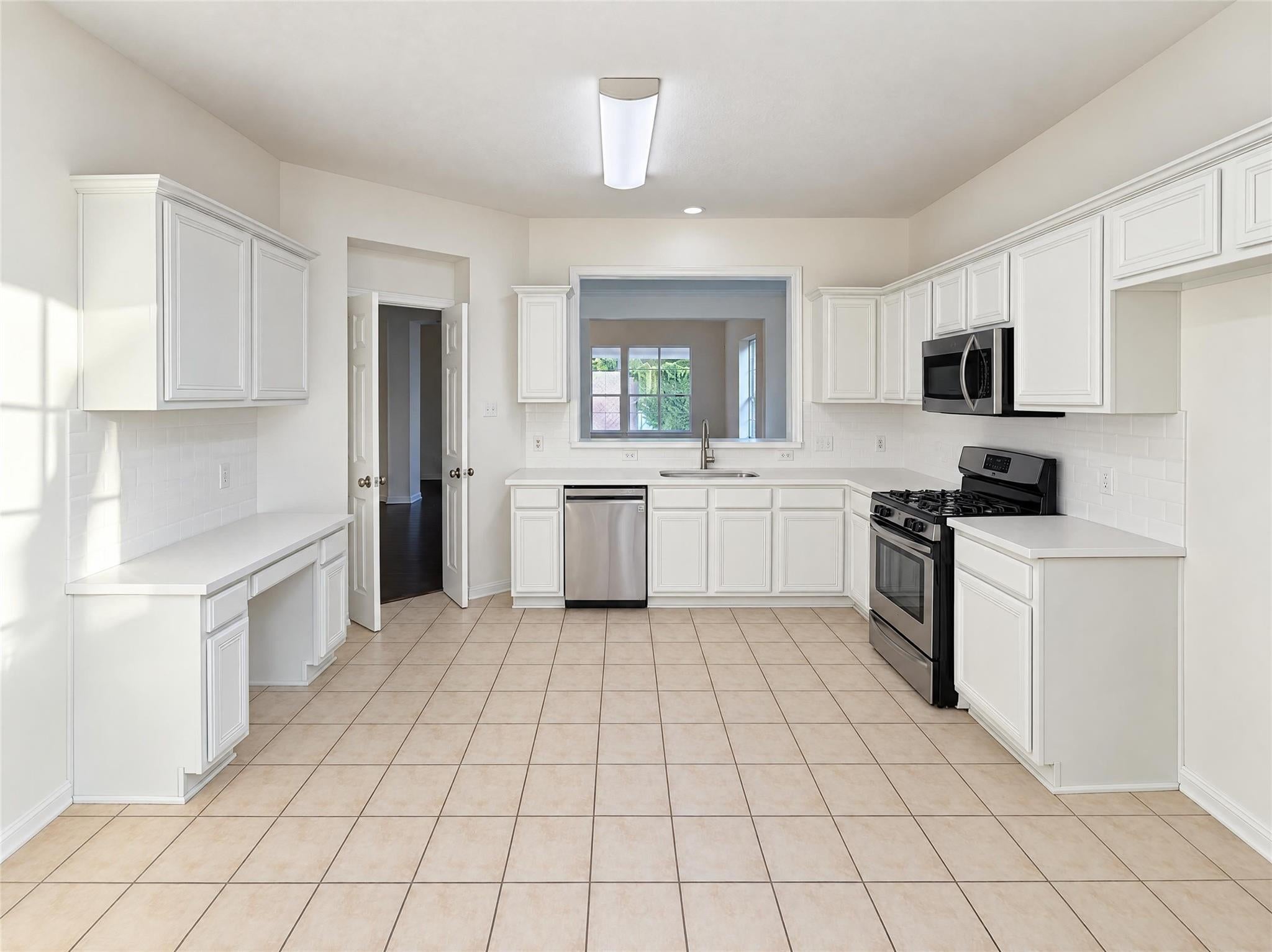 12522 Meadowglen Drive