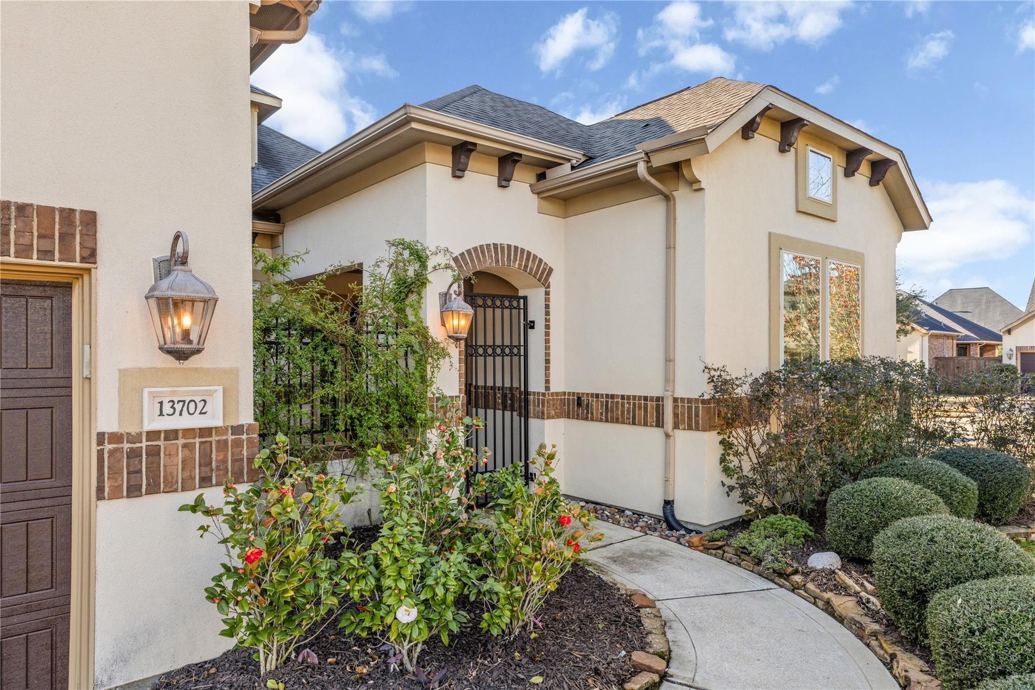 13702 Banks View Court