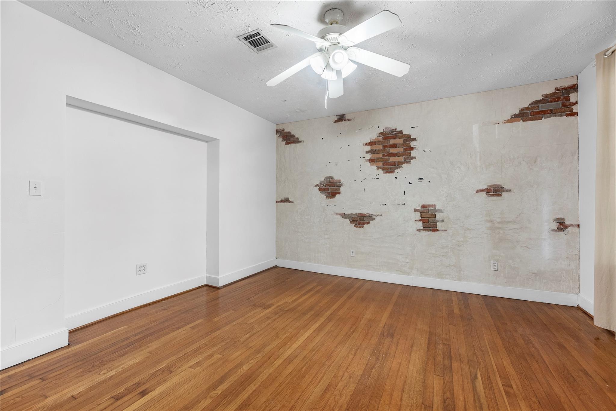 5419 Gulfton Street G