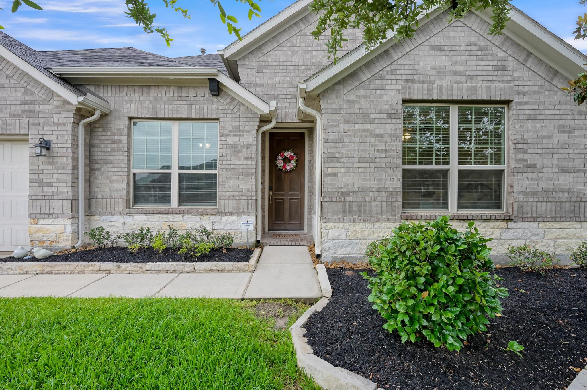 27912 Parkside Creek Drive