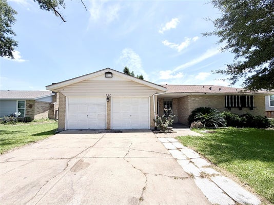 527 SLUMBERWOOD DR, HOUSTON, TX 77013 - Image 04a8a3356d3b6473103e526efd67b945/567249984