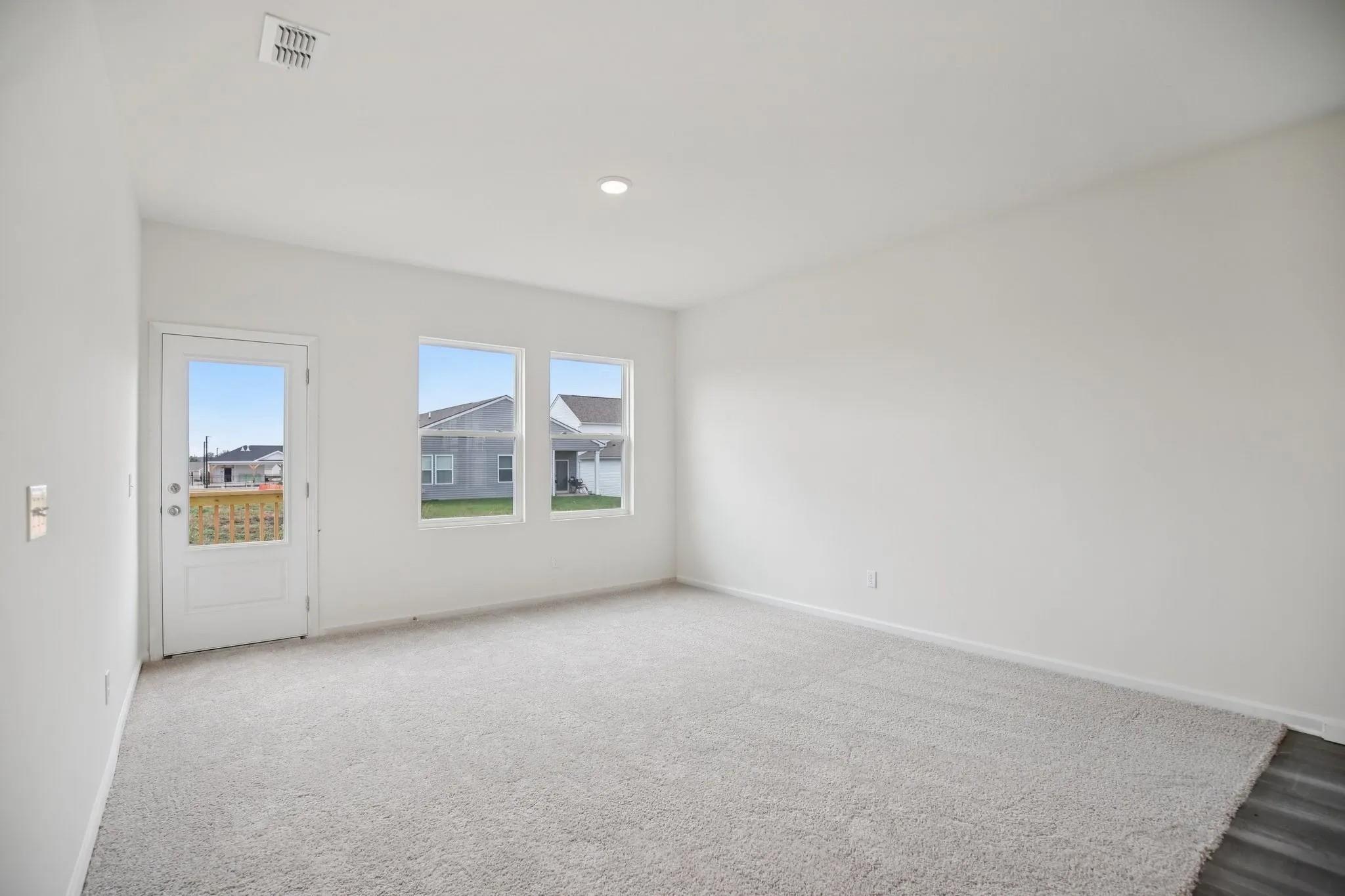 3111 Diamond View Lane