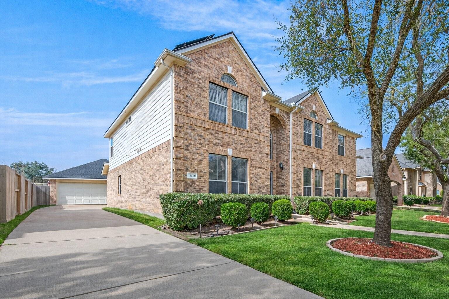 13310 Larkhill Gardens Lane
