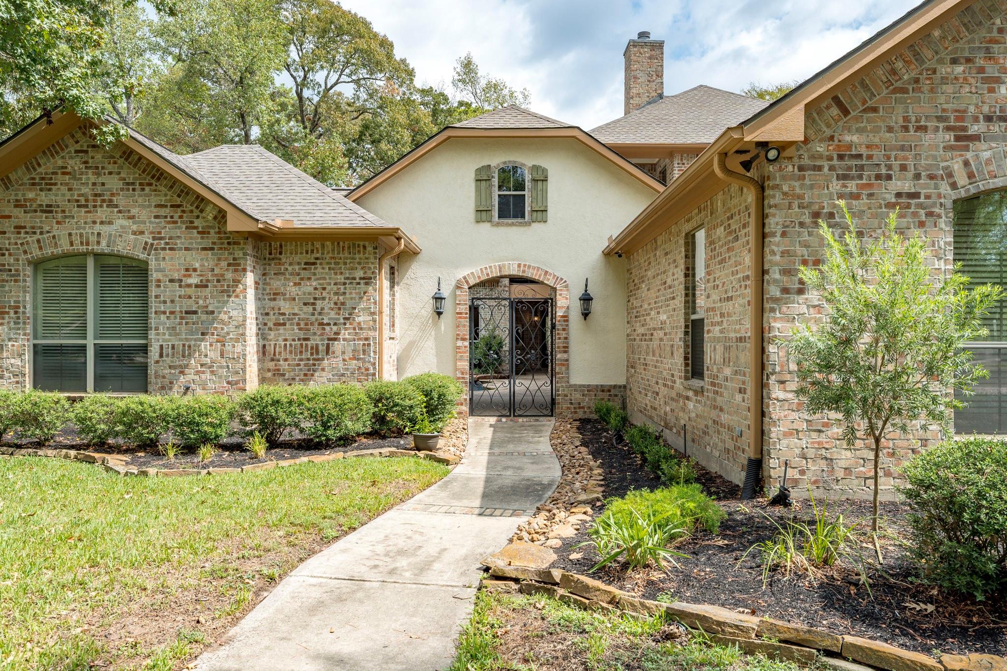 32942 Sawgrass Court