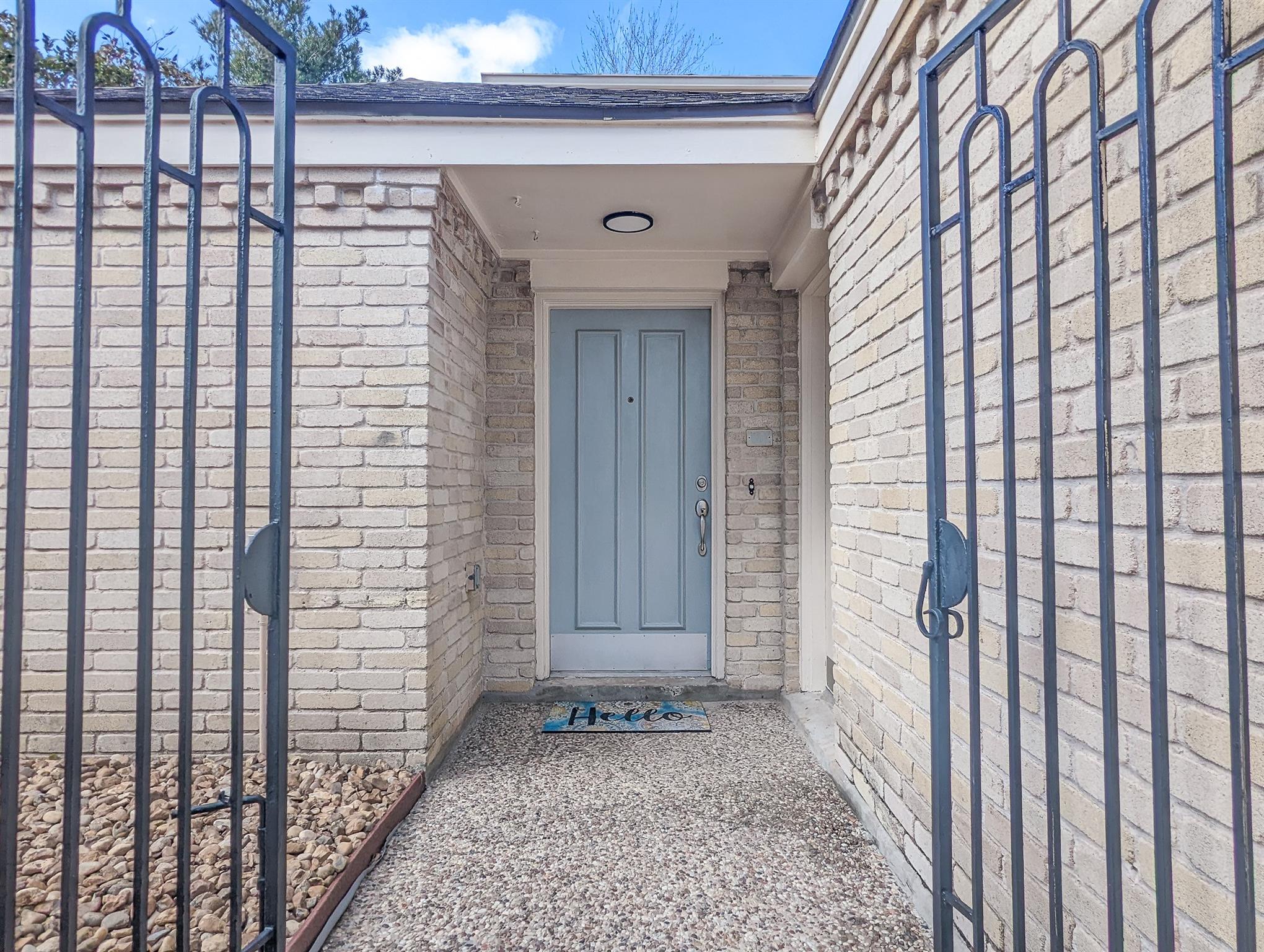 2706 Oakmont Lane
