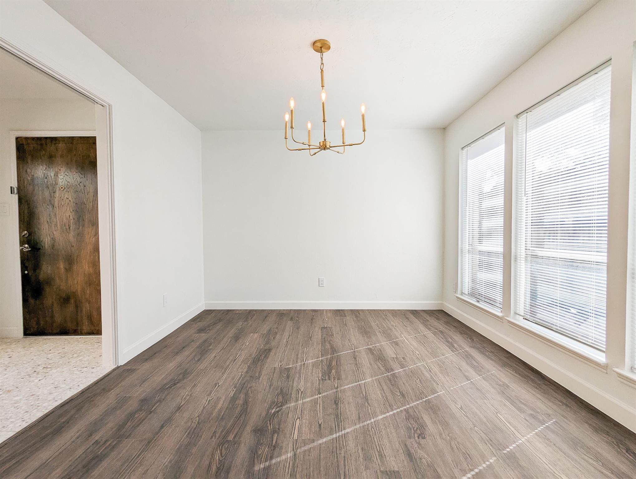 2706 Oakmont Lane