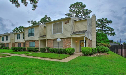 Photo of 14555 Wunderlich Drive #2115, Houston, TX 77069 (MLS # 13112683)