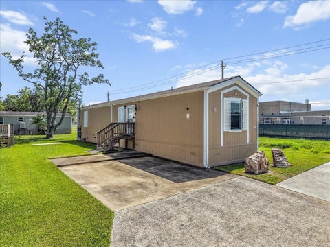 Photo of 13210 7th St ST #22, Santa Fe, TX 77510 (MLS # 9330469)