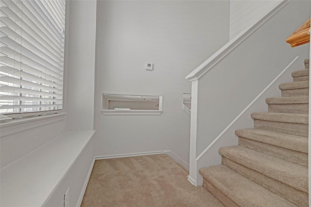 Photo of 218 Blushwood Place, The Woodlands, TX 77382 (MLS # 87345090)