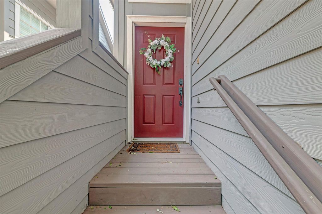 Photo of 218 Blushwood Place, The Woodlands, TX 77382 (MLS # 87345090)