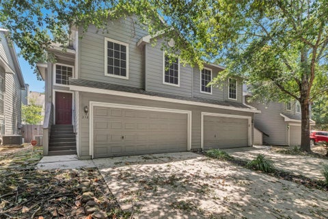 Photo of 218 Blushwood Place, The Woodlands, TX 77382 (MLS # 87345090)