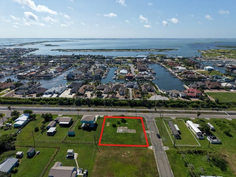 Photo of 260 E Deberry Avenue, Aransas Pass, TX 78336 (MLS # 4300089)