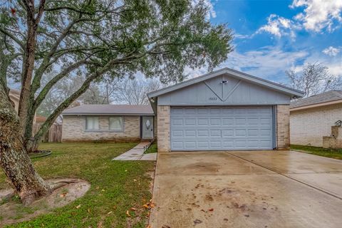 Photo of 10322 Clarktower Lane, Sugar Land, TX 77498 (MLS # 90107028)