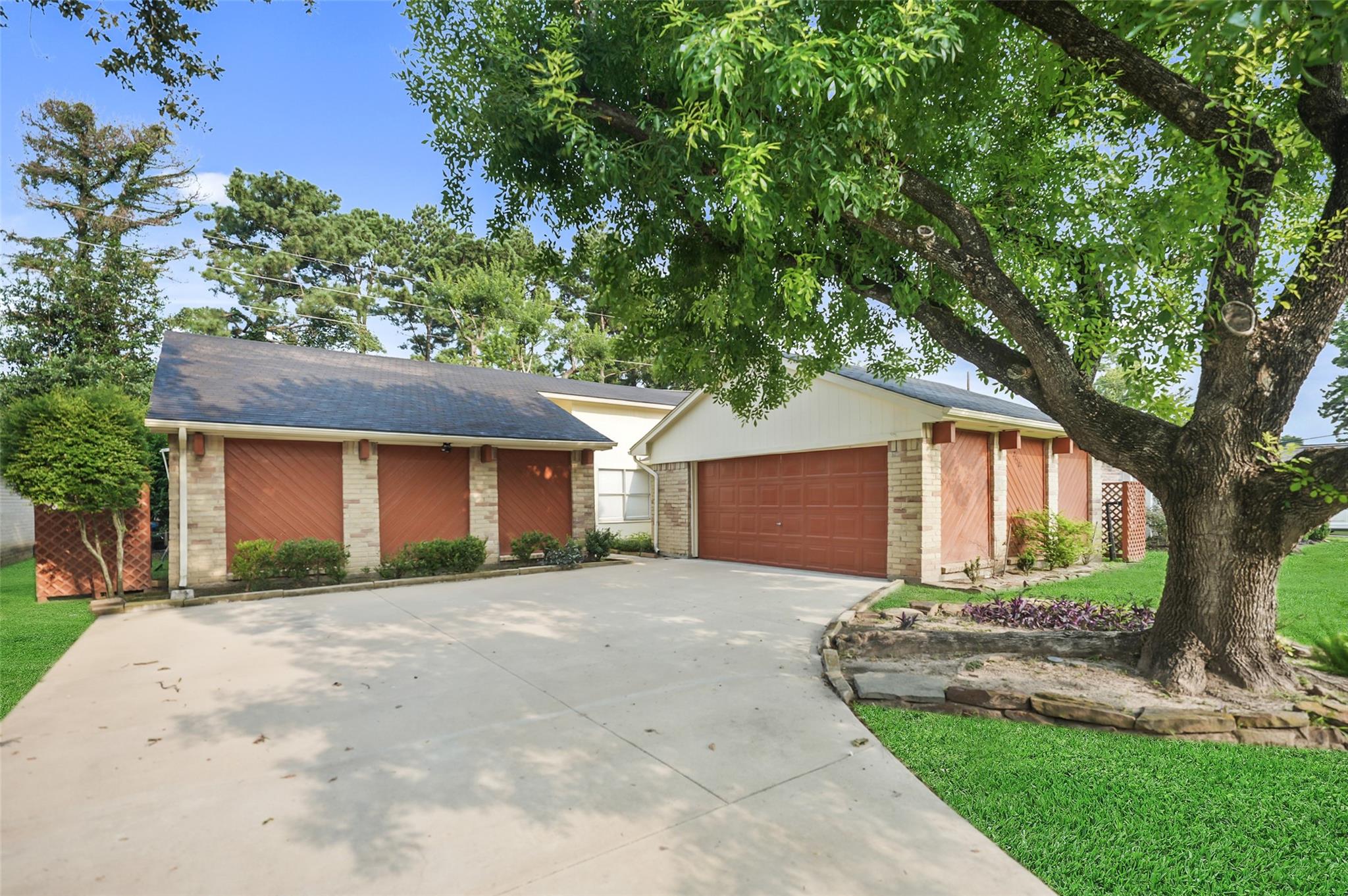 21503 Bridgepoint Lane