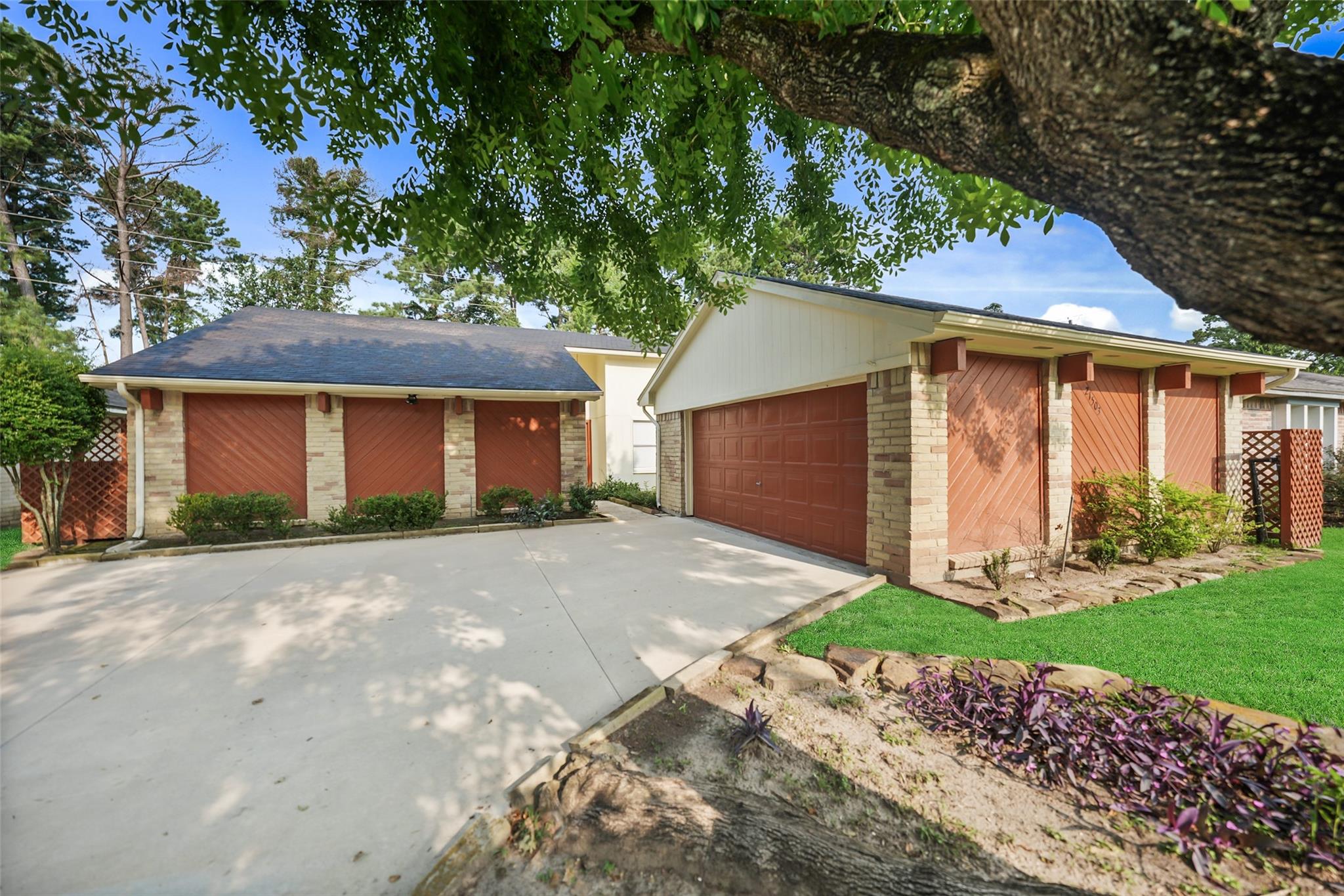 21503 Bridgepoint Lane