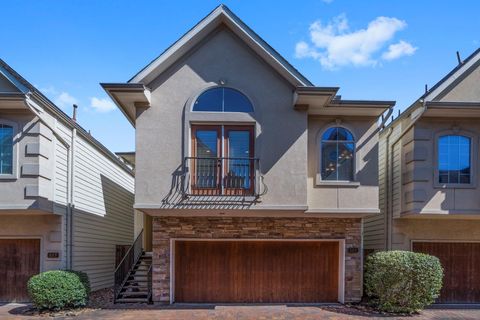 325 Grove Street Houston TX 77020