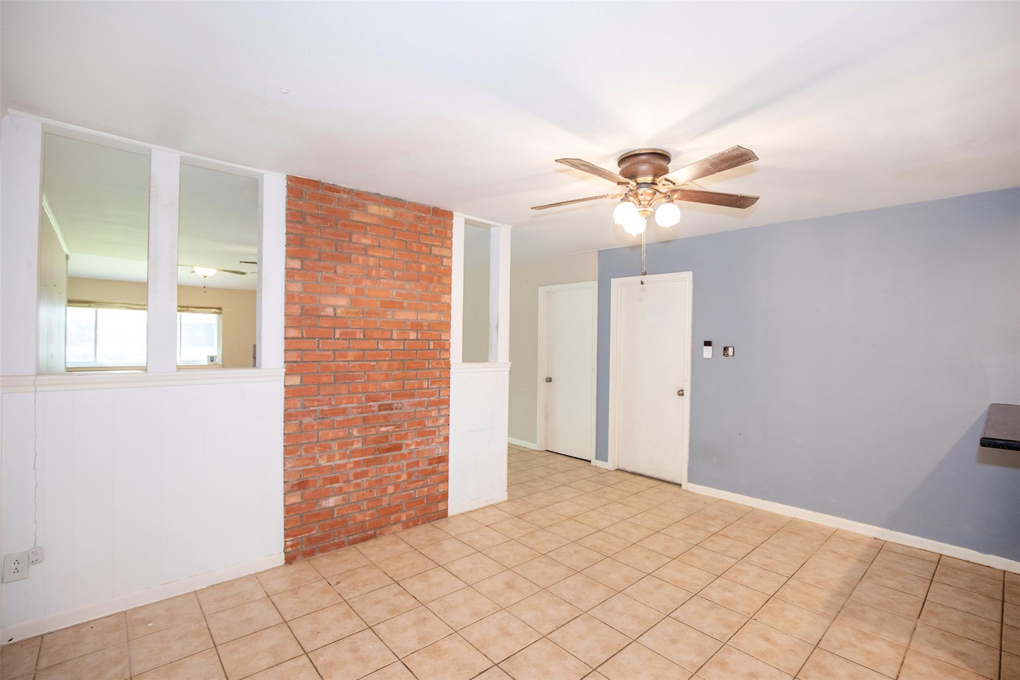 5011 Encino Court