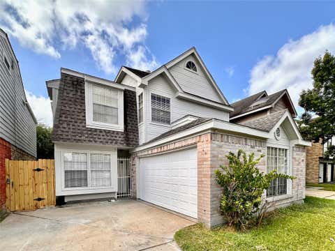 Photo of 6437 Chatham Island Lane, Houston, TX 77035 (MLS # 63268798)