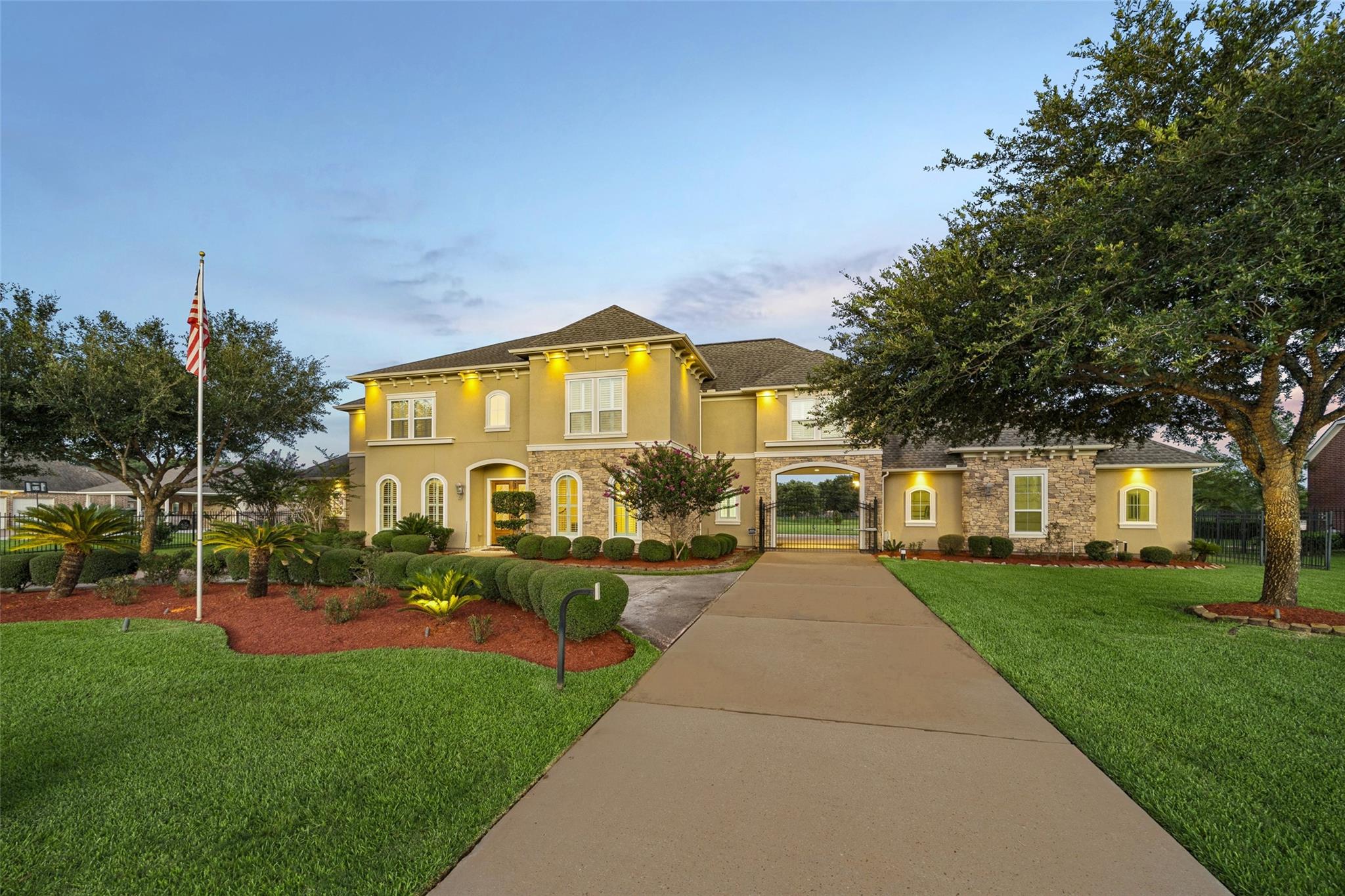 4511 Creek Point Lane