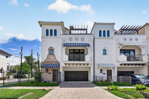 Photo of 5703 Rose Street, Houston, TX 77007 (MLS # 32519825)