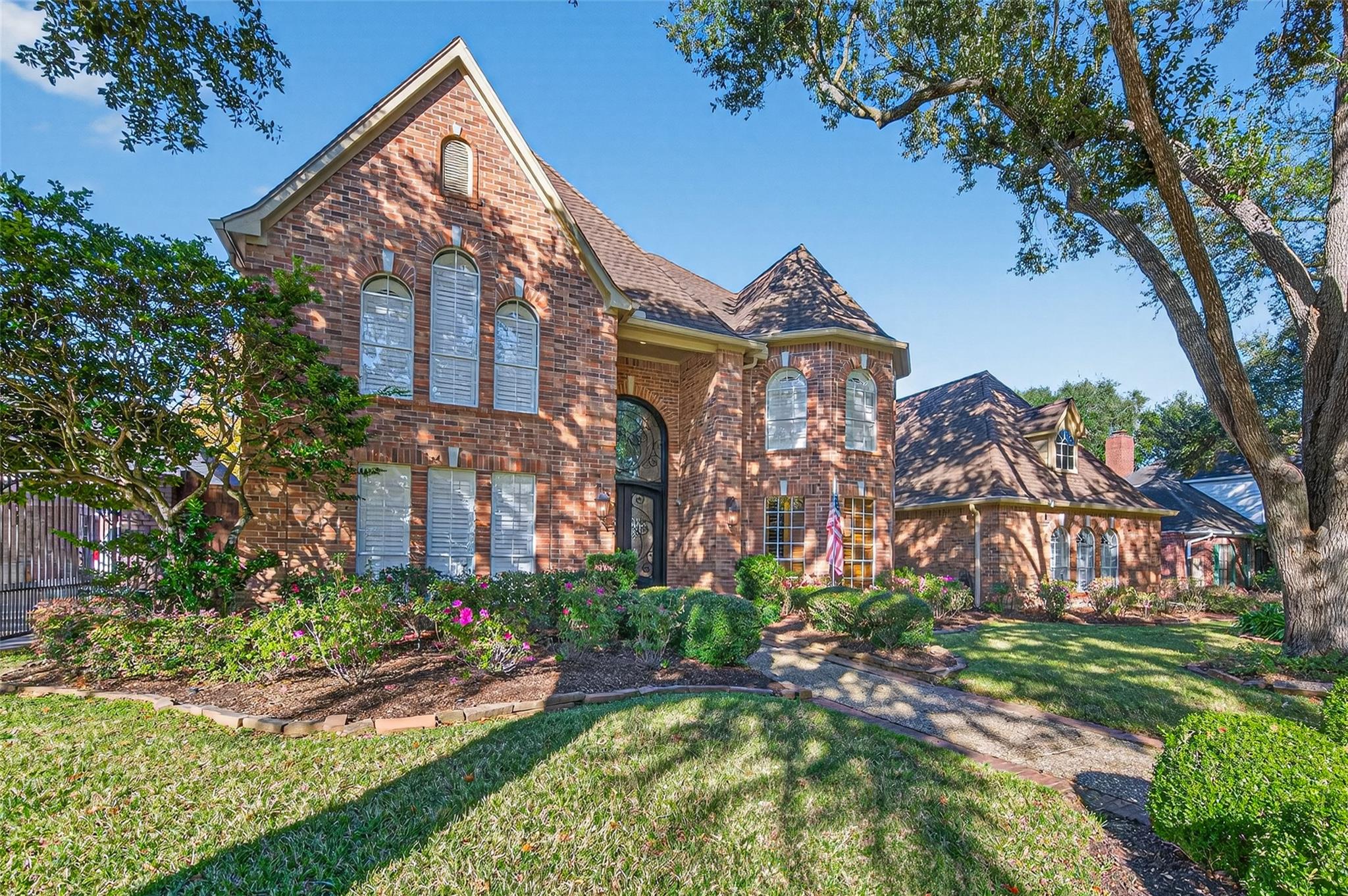20106 Ambervine Circle