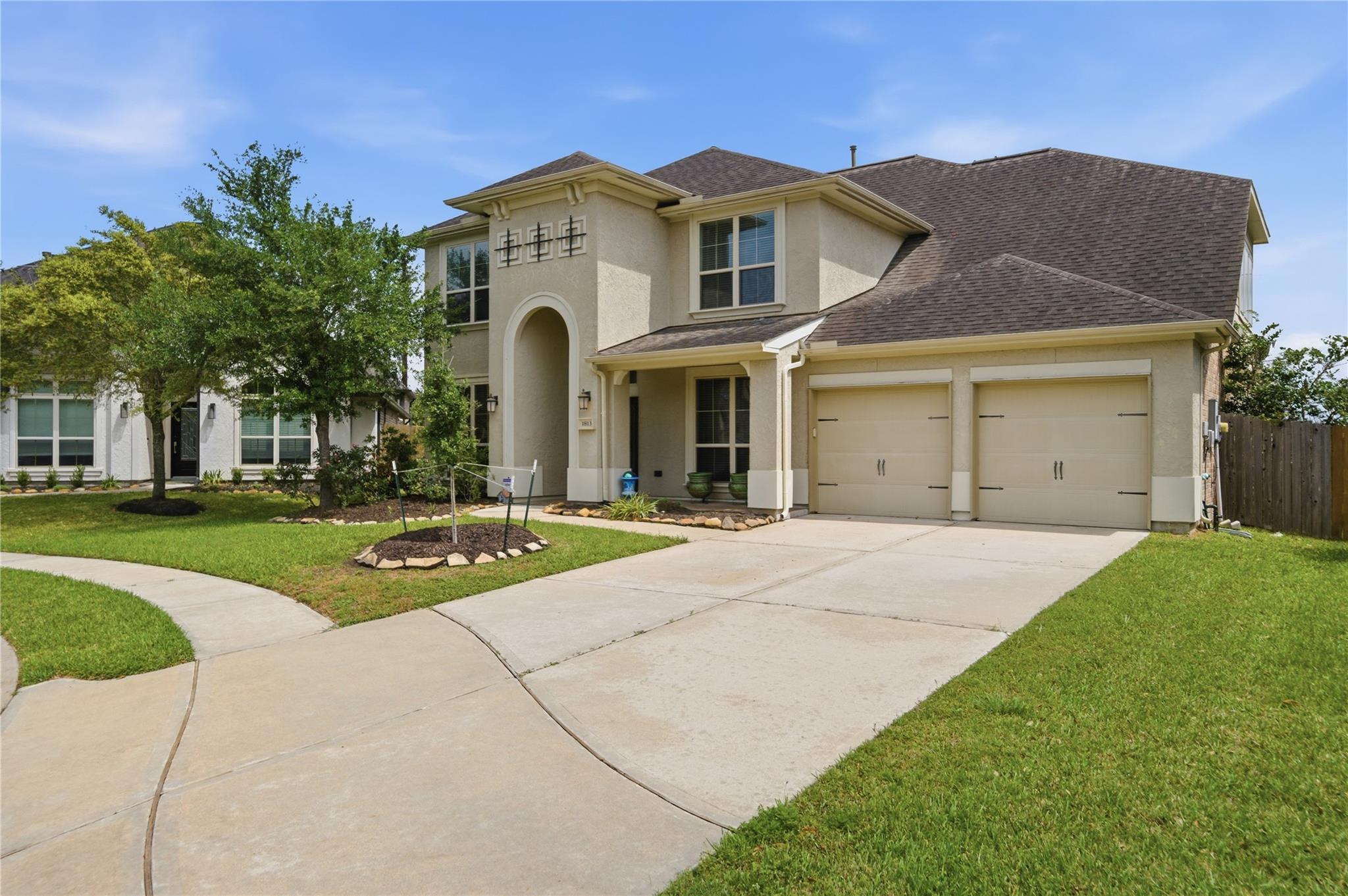 1813 Emerald Trace Lane