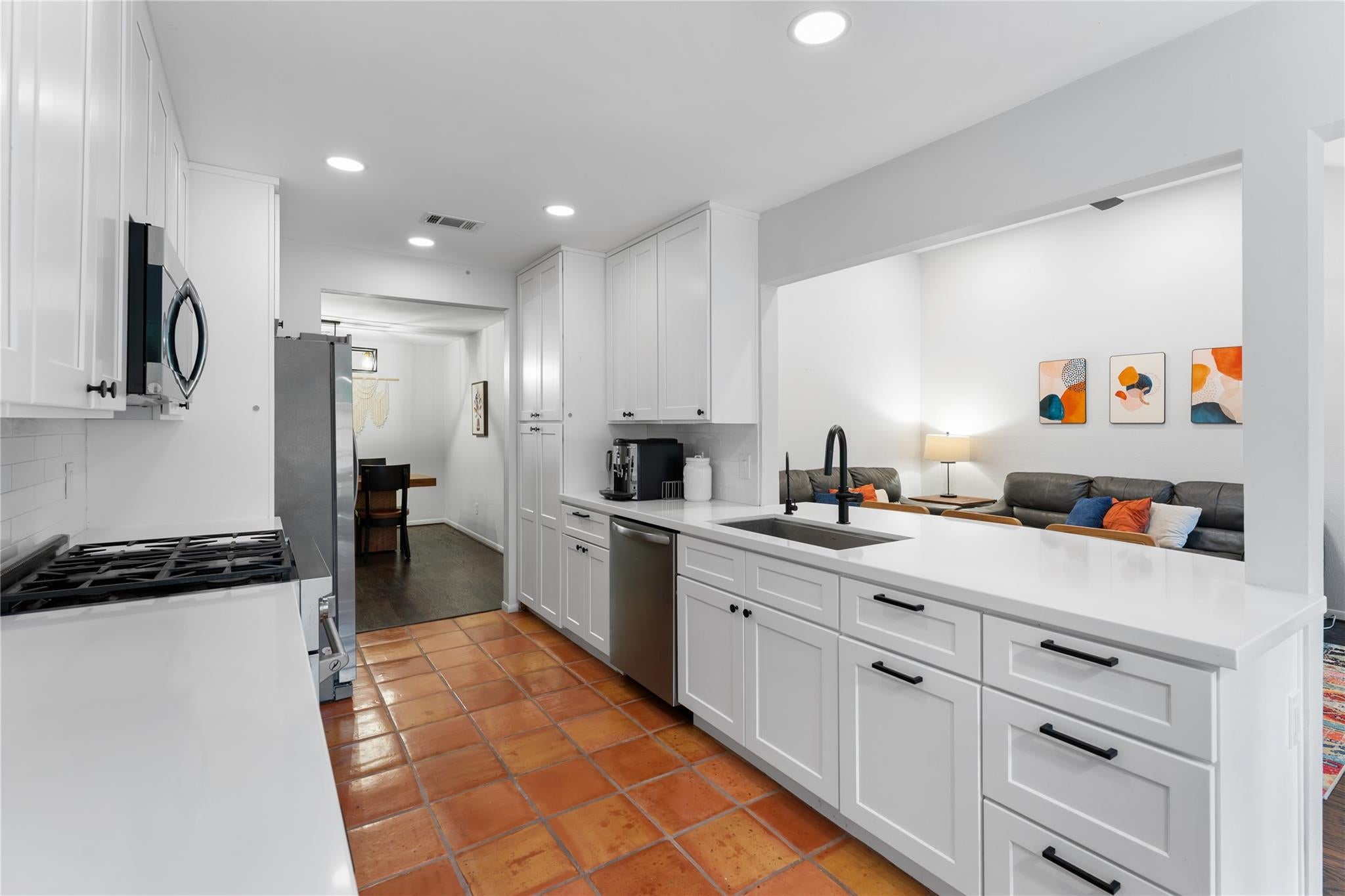 99 S Village Knoll Circle