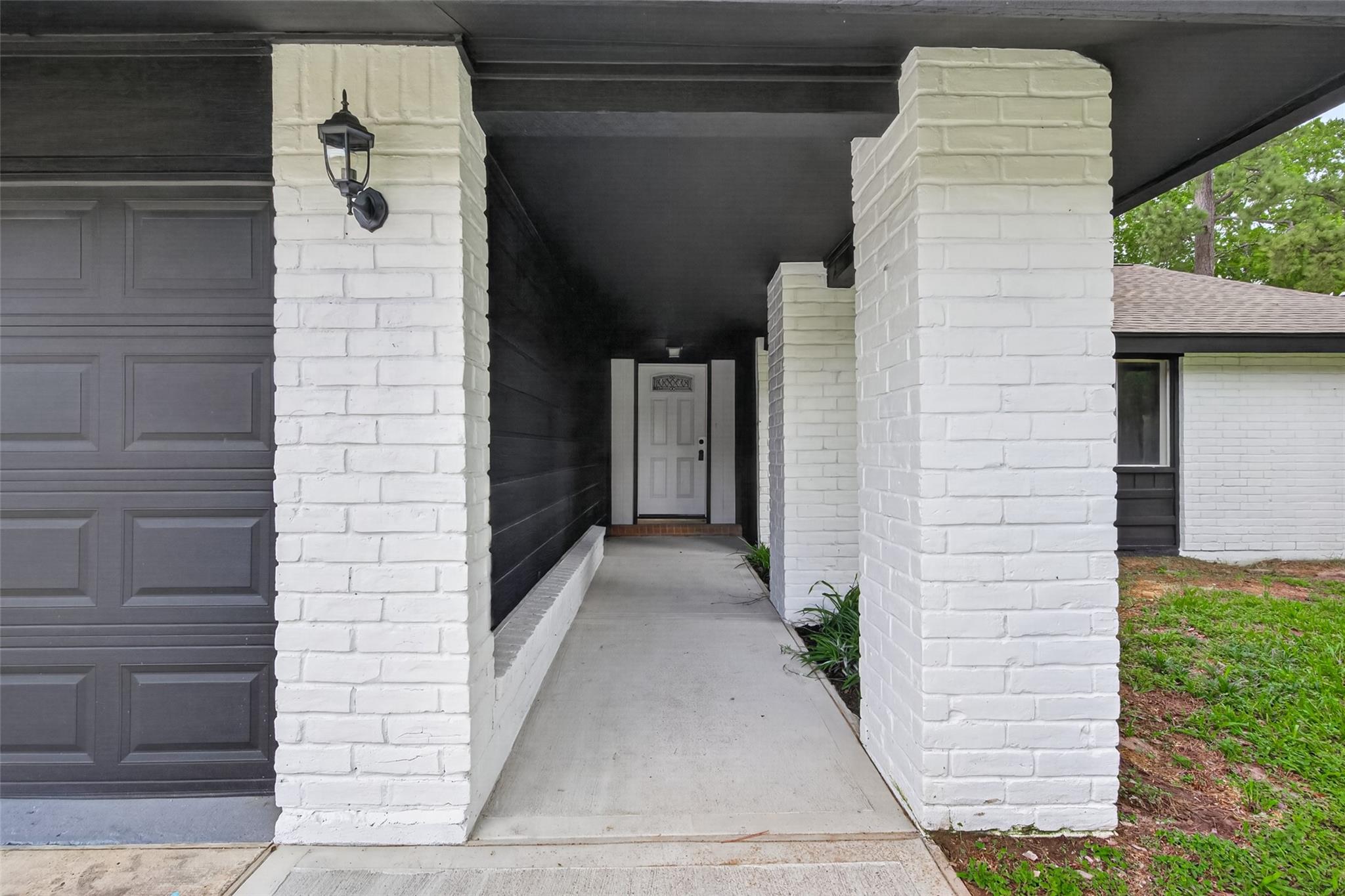 4411 Monteith Drive
